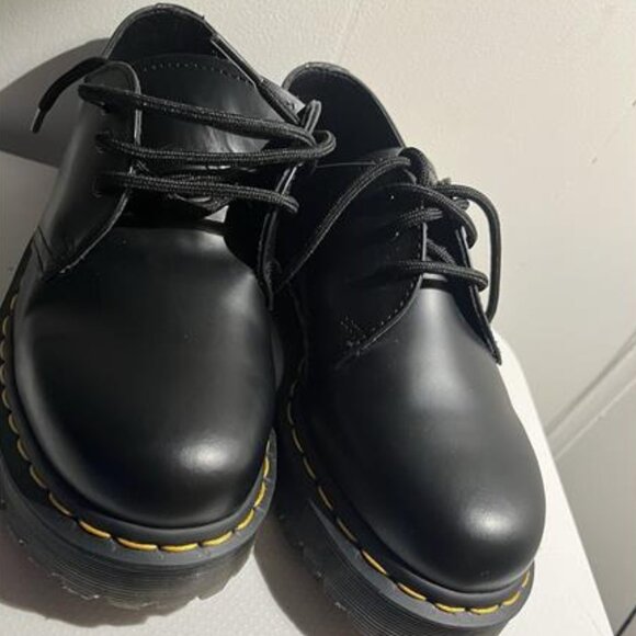 Dr. Martens Black Women's Shoes - Picture 1 of 12
